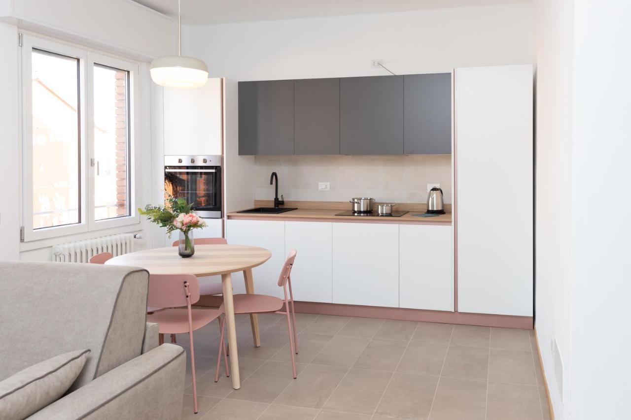 New Exclusive Melegnano Apartments- Near Train Station מראה חיצוני תמונה