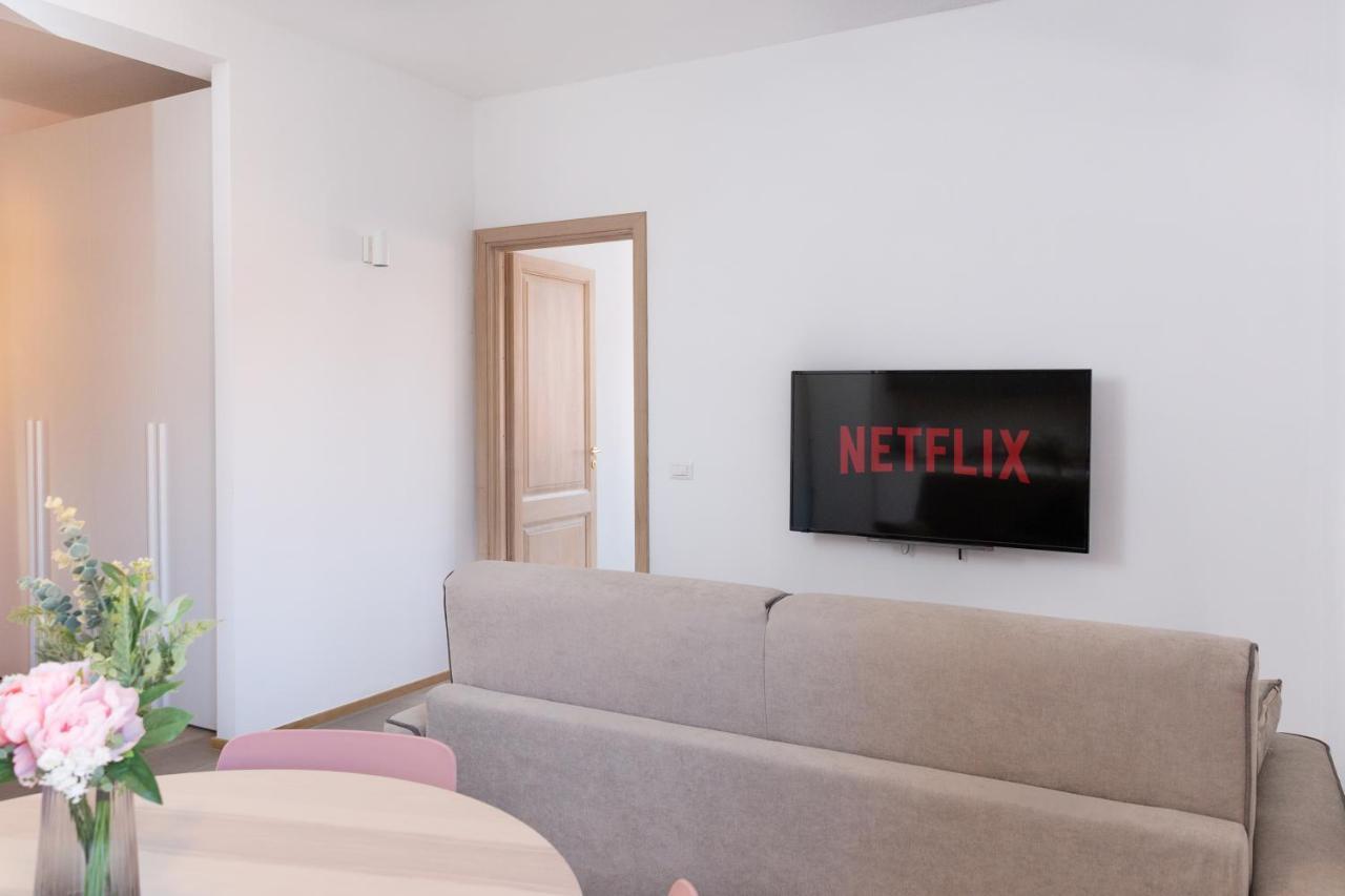 New Exclusive Melegnano Apartments- Near Train Station מראה חיצוני תמונה